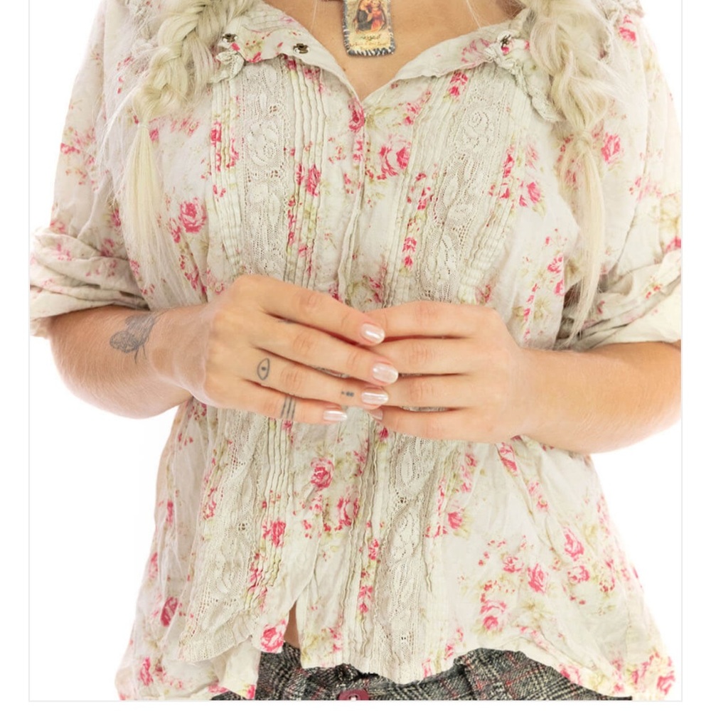 Magnolia Pearl top